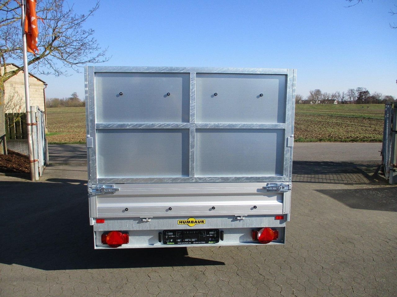 humbaur huk 273117 tandem kipper – 2,7 t humbaur huk 273117 tandem kipper – 2,7 t