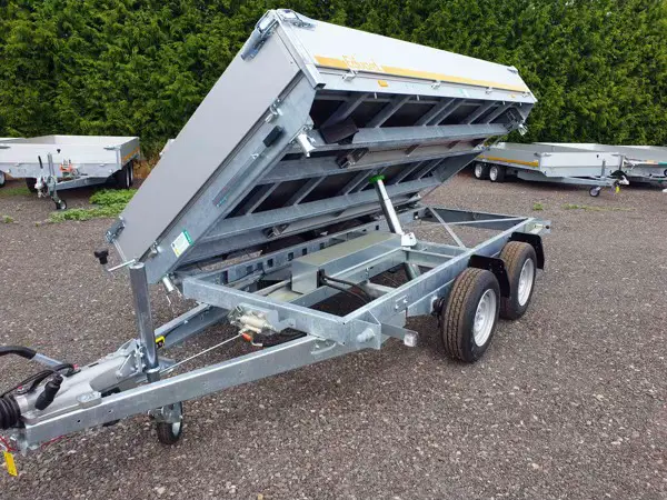 3 seiten kipper anhänger 3500 kg – maximale flexibilität 3 seiten kipper anhänger 3500 kg – maximale flexibilität