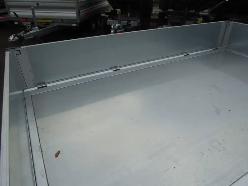 vezeko stahl rückwärtskipper anhänger 2700 kg (260x152 cm) vezeko stahl rückwärtskipper anhänger 2700 kg (260x152 cm)